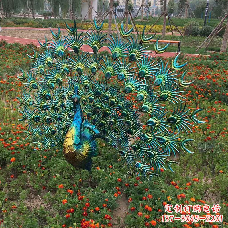 泰州不锈钢仿真孔雀雕塑传承精美绝伦