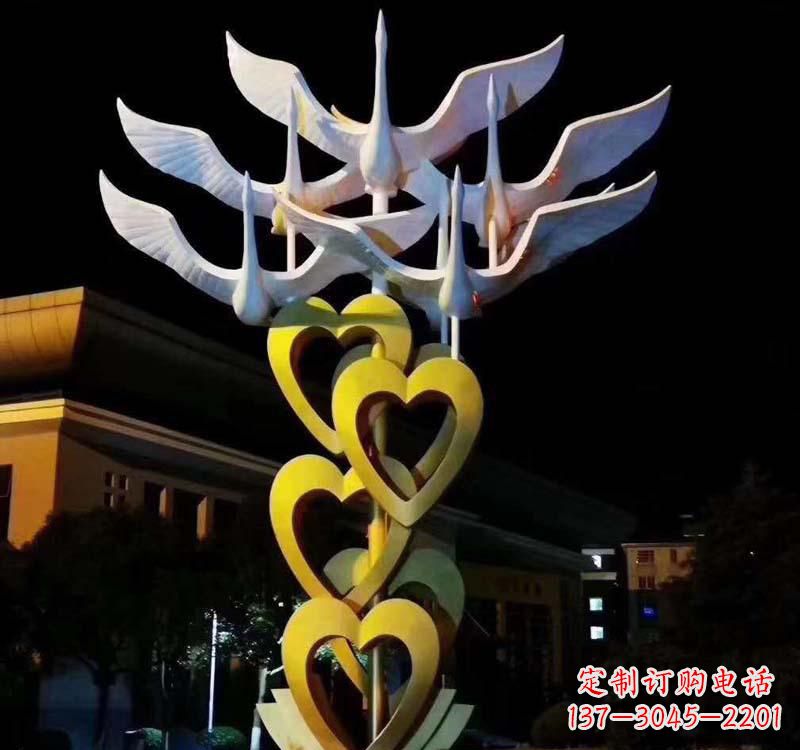 泰州不锈钢大雁雕塑象征着自由的翱翔
