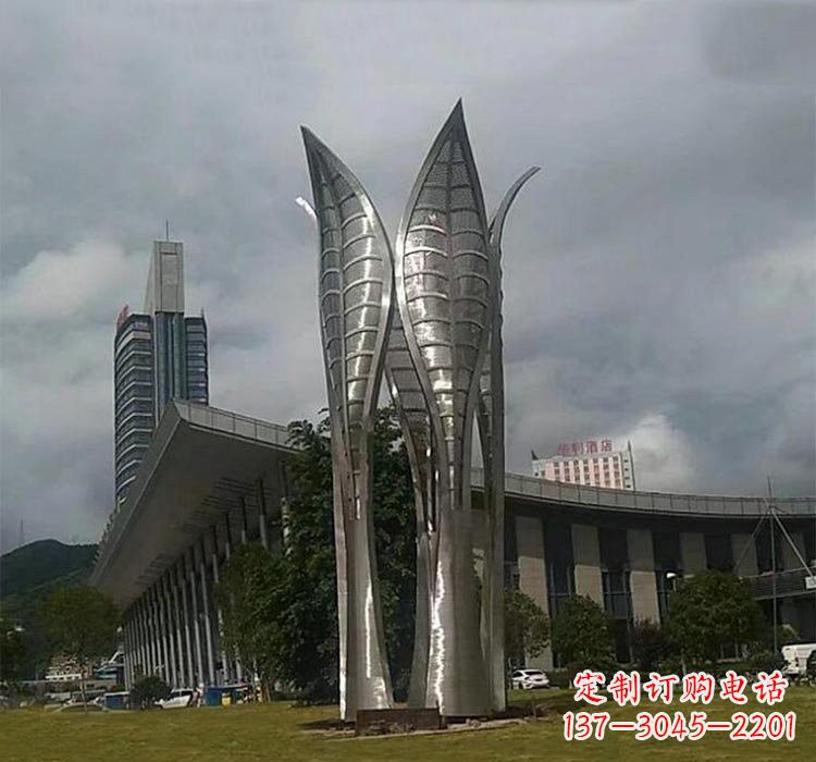 泰州不锈钢公园大型树叶雕塑精美绝伦