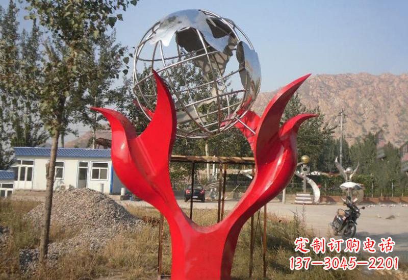 泰州地球雕塑一座象征和平的不锈钢公园