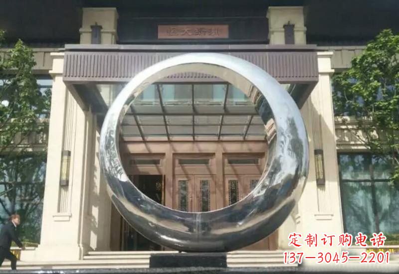 泰州不锈钢公园圆环雕塑精致美观的艺术品