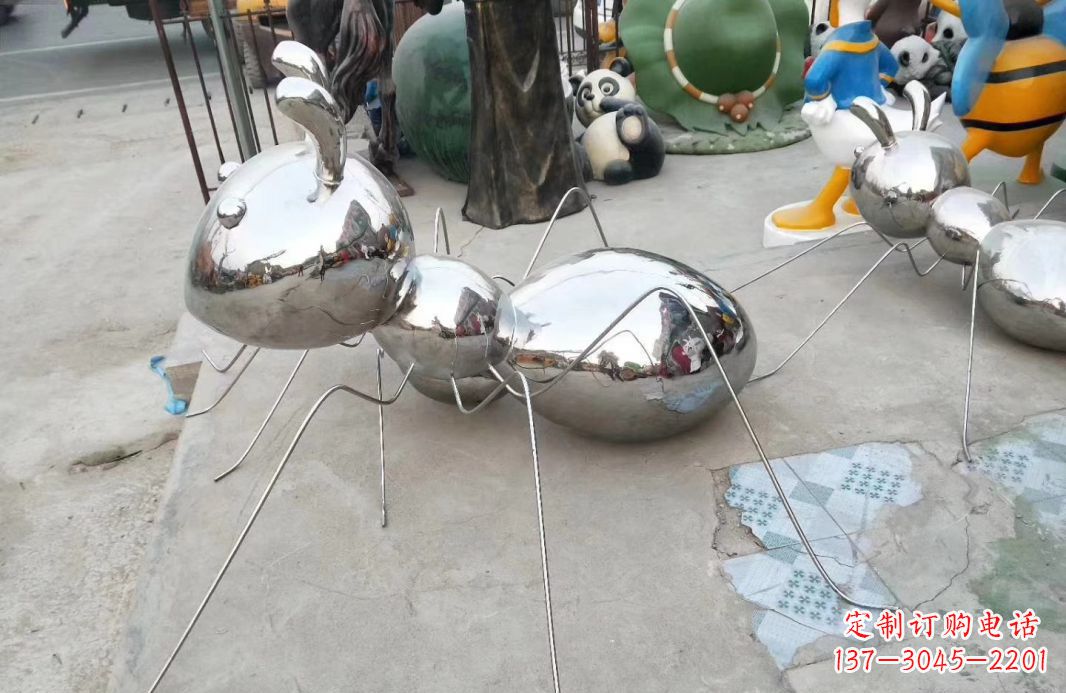 泰州精致雕塑——不锈钢蚂蚁