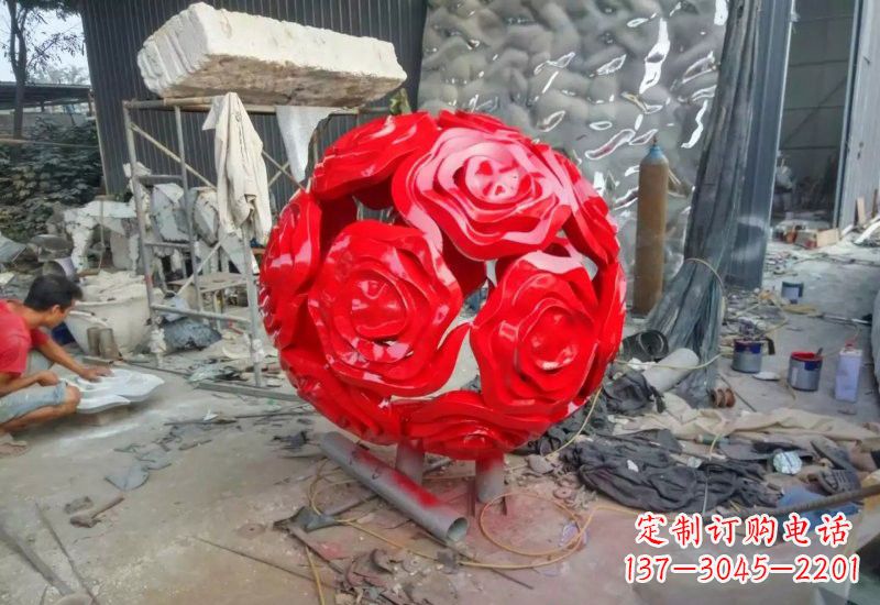 泰州不锈钢玫瑰雕塑让玫瑰之美永存