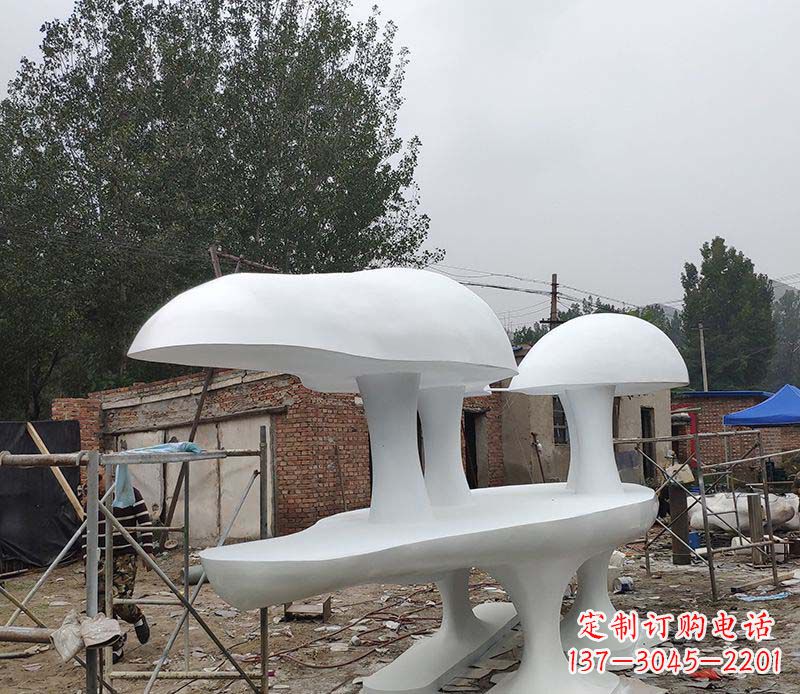 泰州不锈钢蘑菇雕塑——美丽的艺术礼物