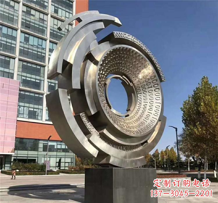 泰州不锈钢齿轮雕塑流动的美丽