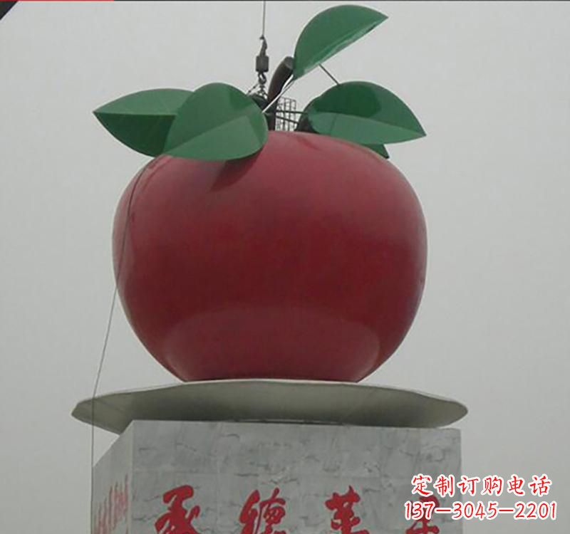 泰州不锈钢苹果雕塑一件充满艺术气息的作品