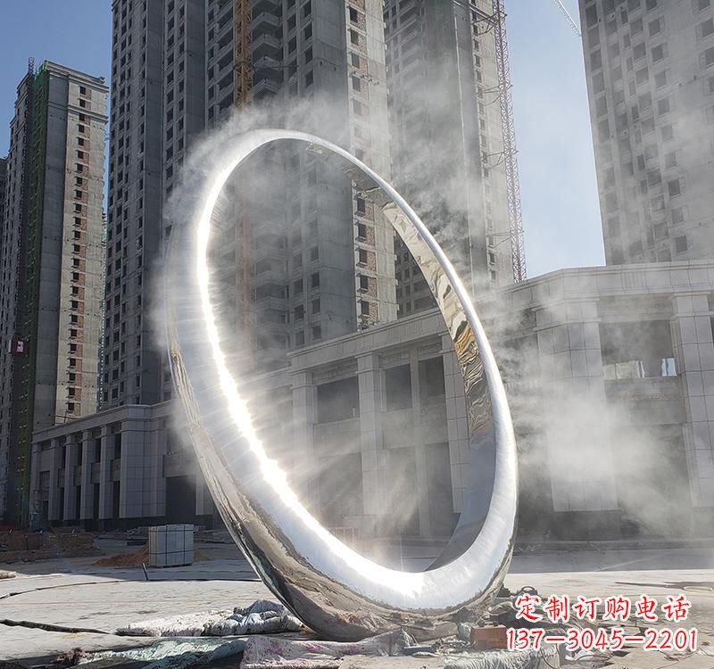 泰州不锈钢圆环雕塑给城市带来独特美感