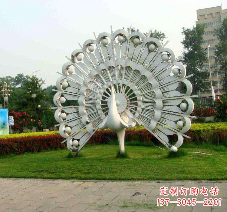 泰州不锈钢孔雀雕塑艺术与美的完美结合
