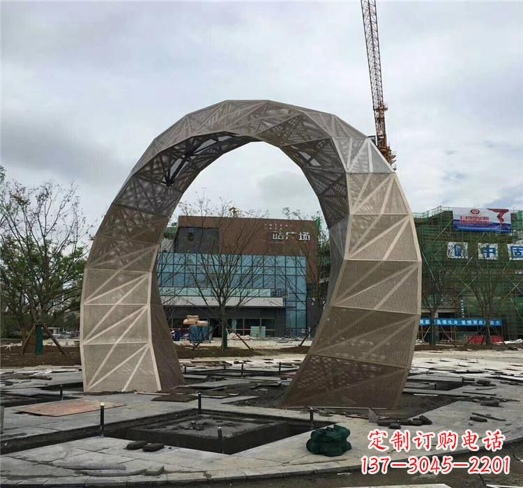 泰州不锈钢拱门雕塑精美外观,古典气息