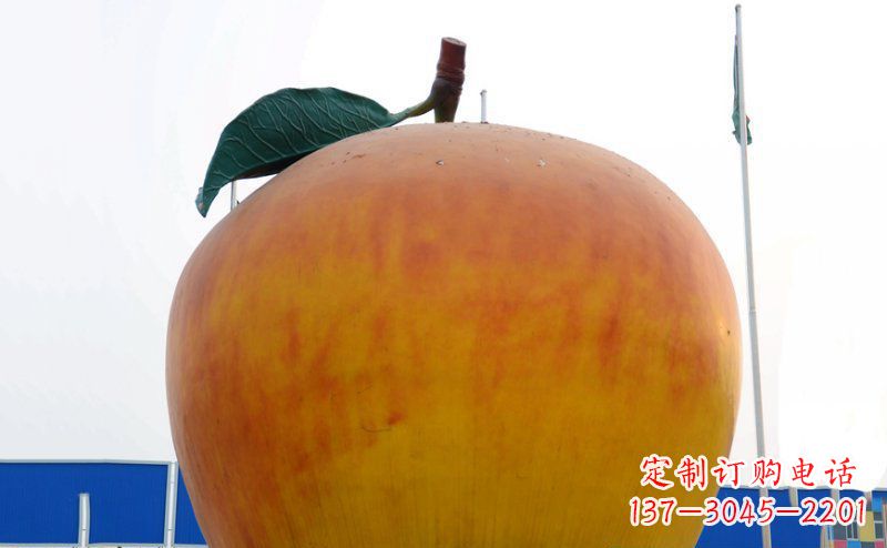 泰州不锈钢苹果雕塑浓缩艺术精髓