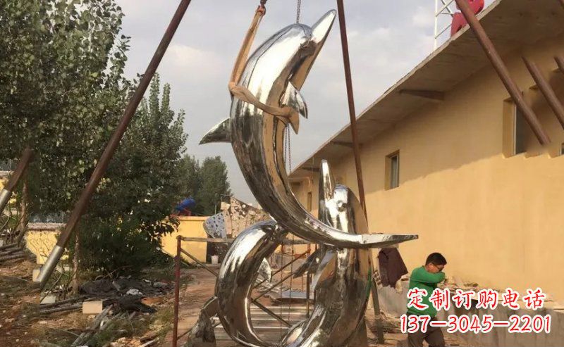 泰州不锈钢海豚雕塑美丽而又神秘