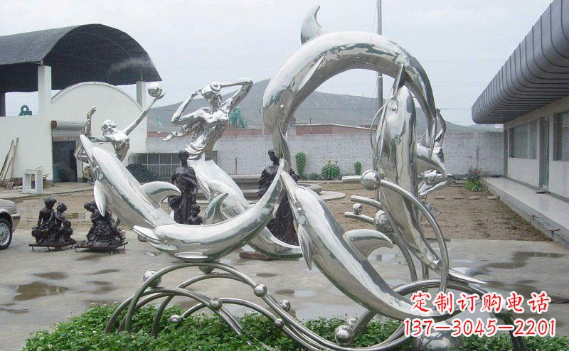 泰州不锈钢海豚的灵动嬉戏
