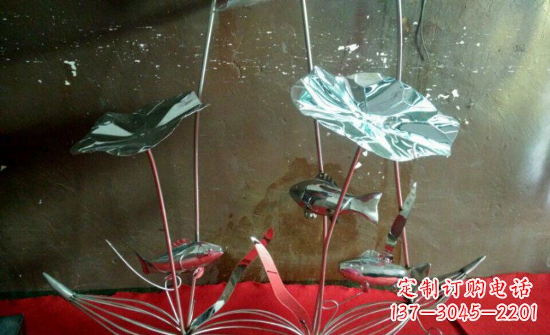 泰州不锈钢荷花雕塑