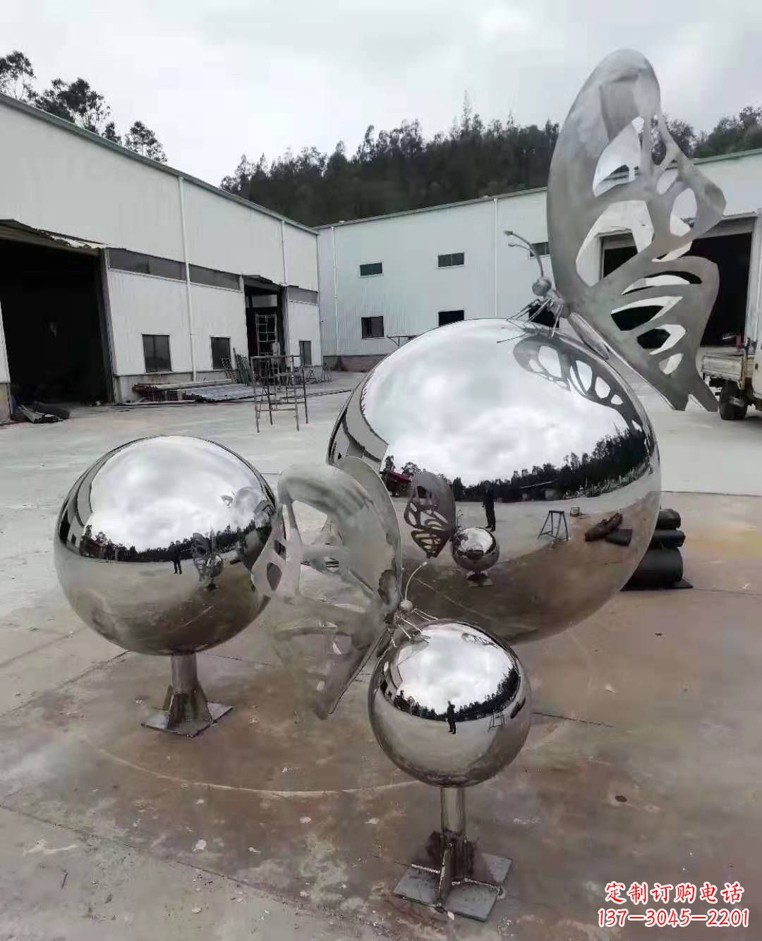 泰州不锈钢蝴蝶雕塑美丽而迷人