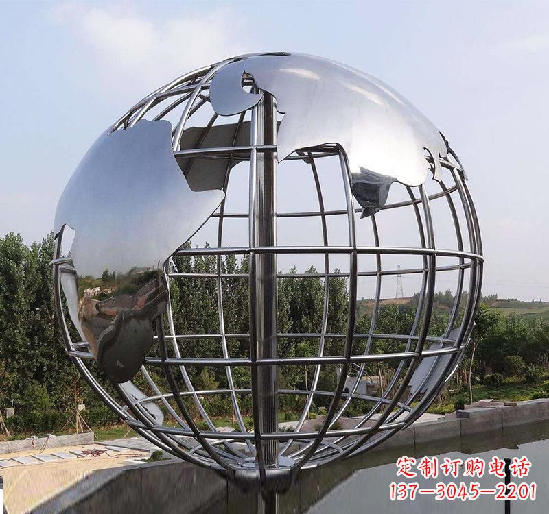 泰州不锈钢户外地球仪雕塑一件既美观又能提醒人们环保的艺术品
