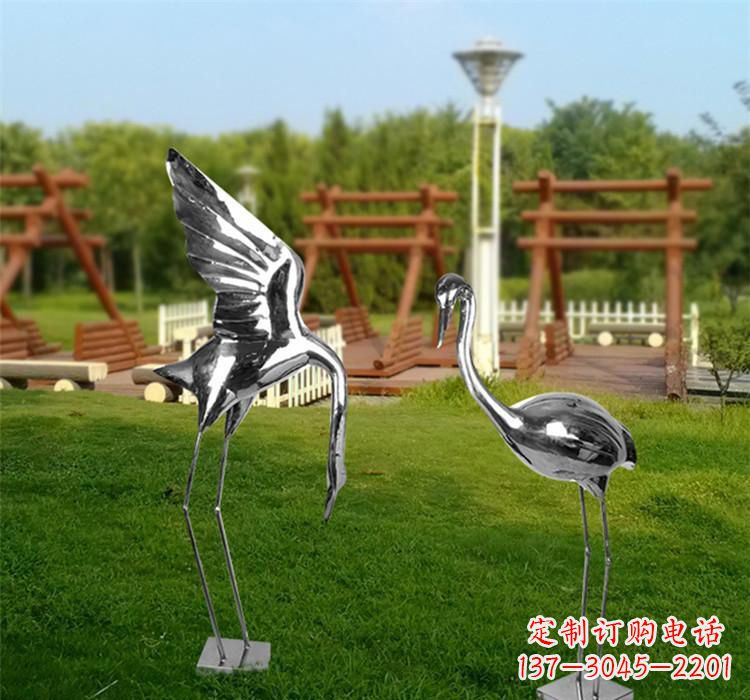 泰州不锈钢仙鹤雕塑艺术精美、气质高雅