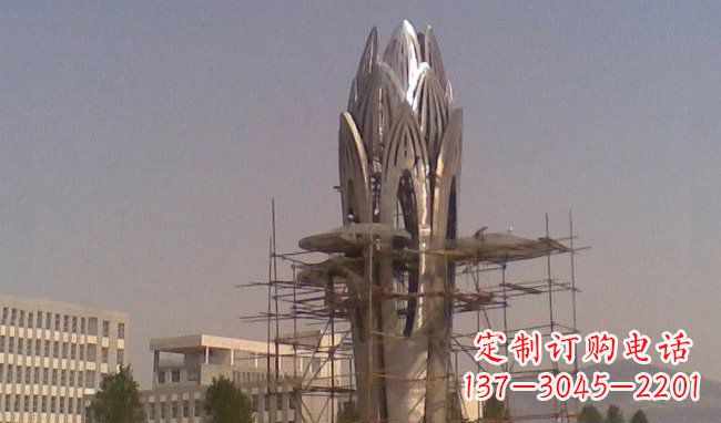 泰州不锈钢火炬雕塑精致而又耐用