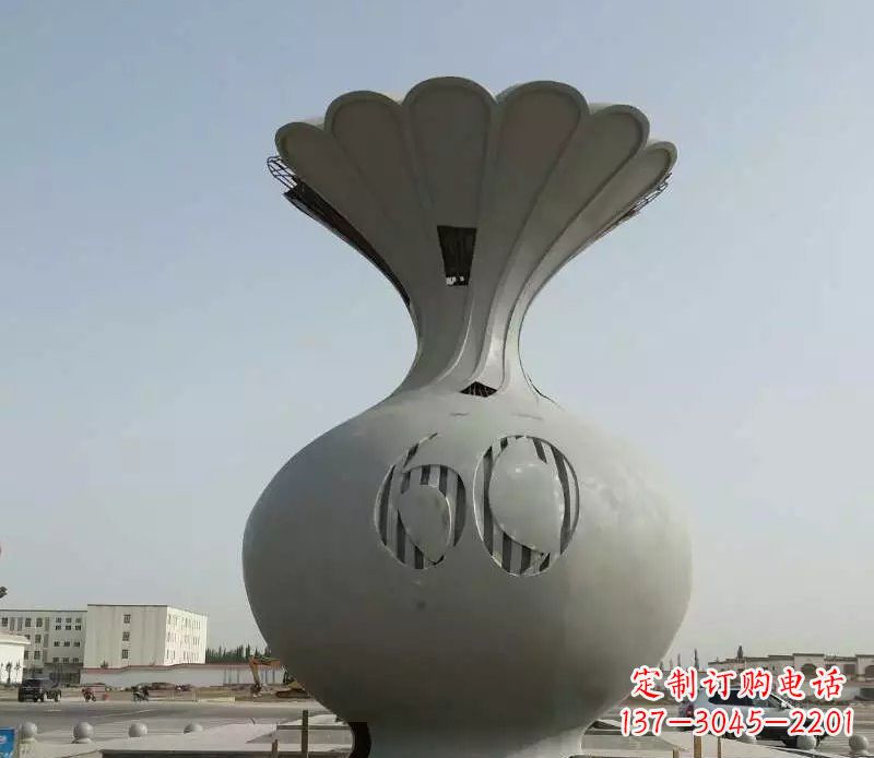 泰州精美不锈钢花篮雕塑