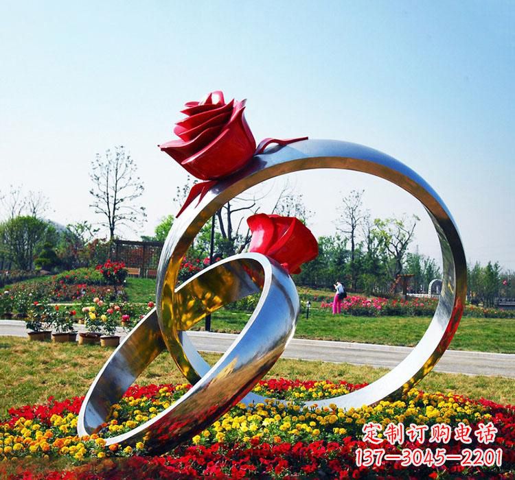 泰州精美不锈钢戒指雕塑
