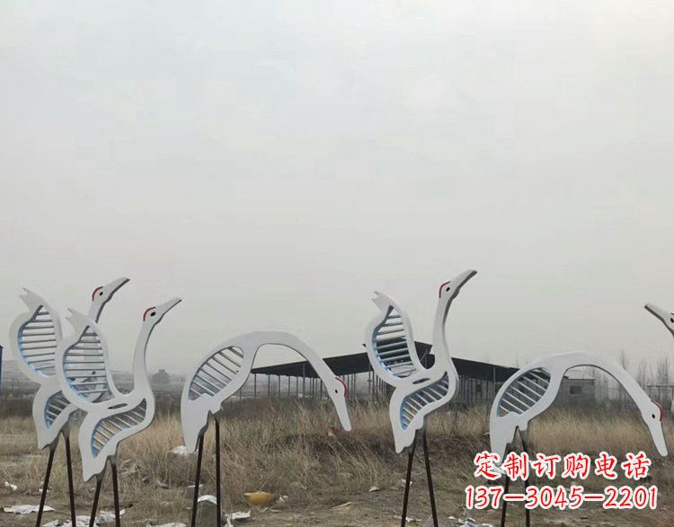 泰州精美不锈钢仙鹤雕塑