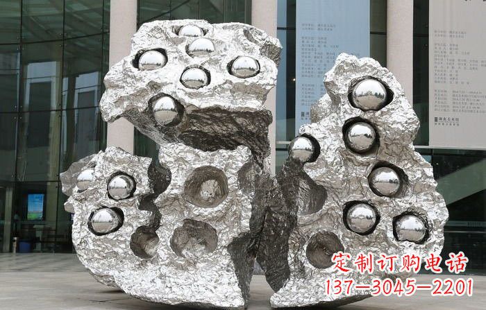 泰州不锈钢莲蓬雕塑——传承古老文化的艺术瑰宝