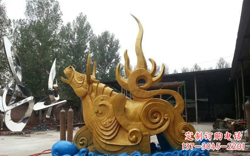 泰州不锈钢金牛卧波雕塑——传承文化的艺术瑰宝
