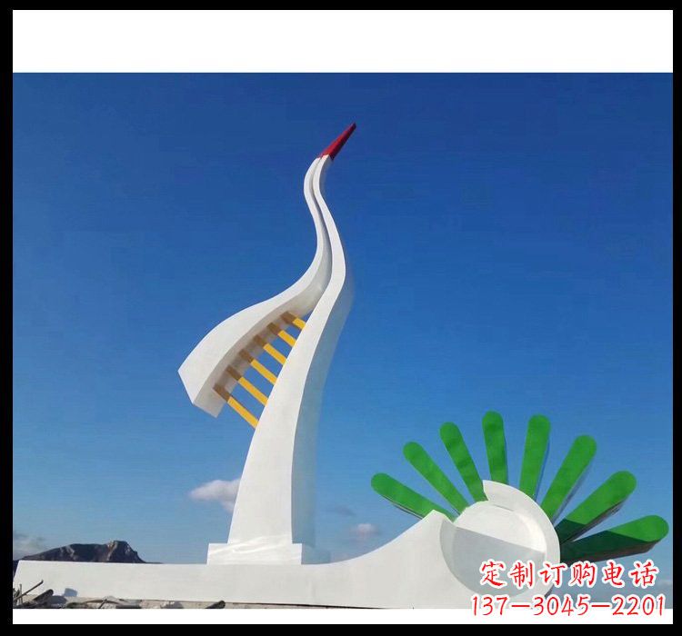 泰州不锈钢松树雕塑,美轮美奂