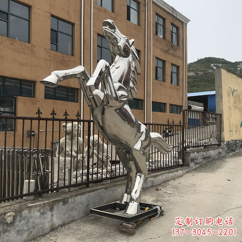 泰州不锈钢马雕塑精美绝伦