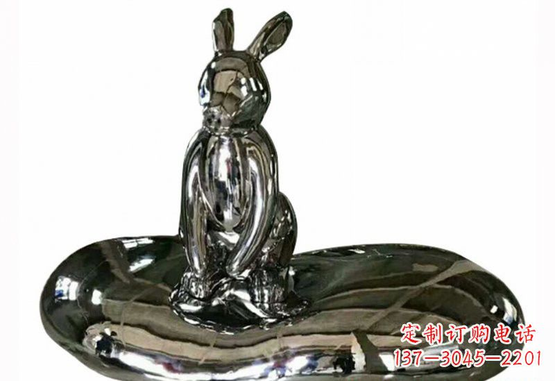 泰州不锈钢兔子雕塑