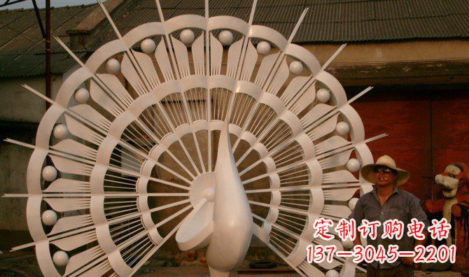 泰州不锈钢孔雀开屏雕塑
