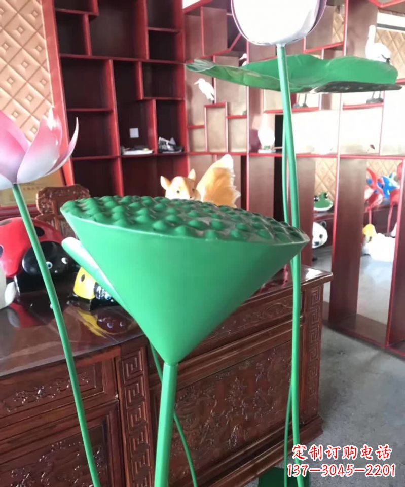 泰州不锈钢莲藕景观雕塑