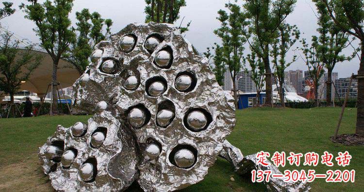 泰州不锈钢莲蓬精美雕塑铸就华丽景观