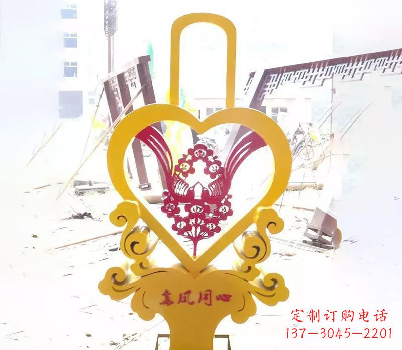 泰州不锈钢龙凤同心雕塑精美雕刻传递着浓浓爱意