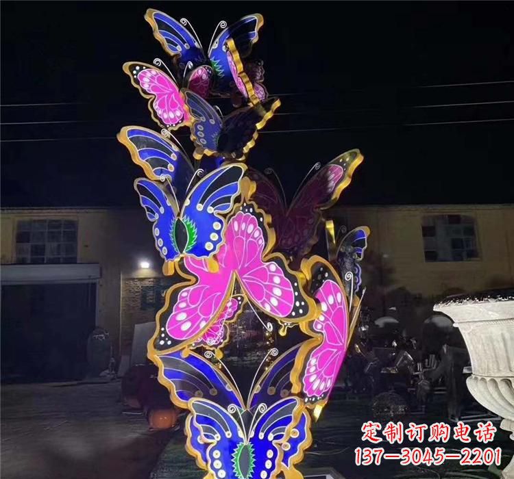 泰州不锈钢镂空动物蝴蝶雕塑