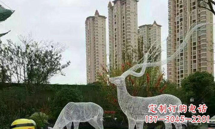 泰州不锈钢镂空鹿雕塑精美纯粹的艺术之作