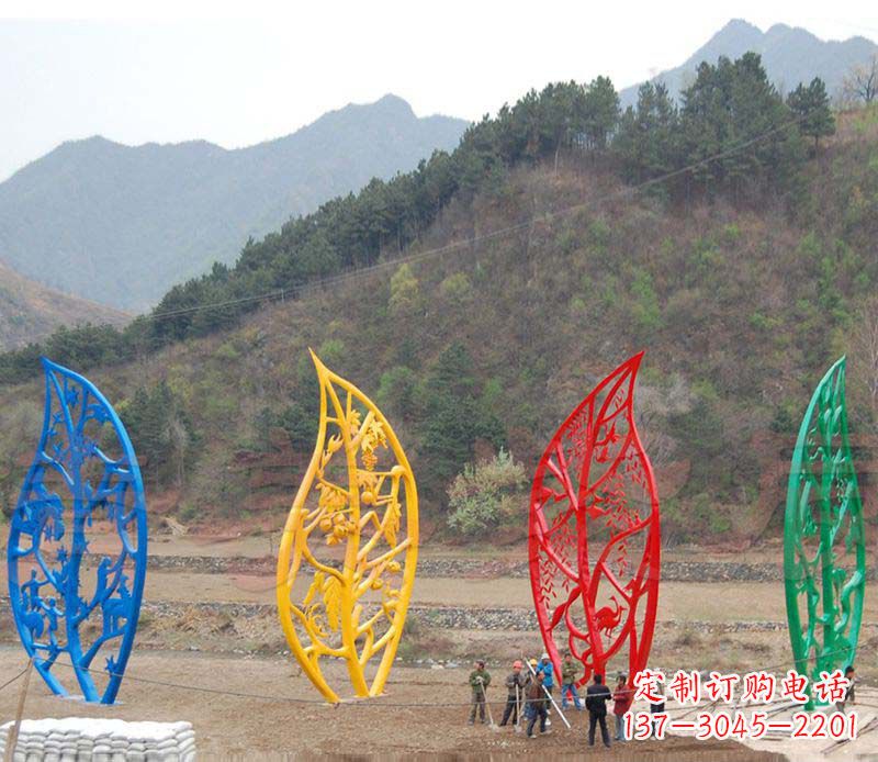 泰州不锈钢镂空树叶景观雕塑精美绝伦
