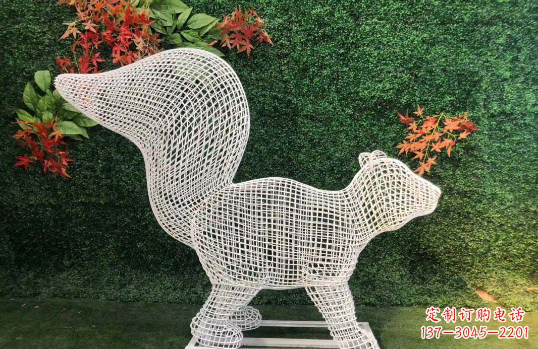 泰州不锈钢松鼠雕塑艺术与精美结合