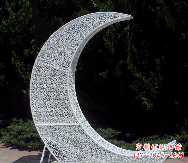 泰州不锈钢镂空月亮公园雕塑浪漫而又神奇