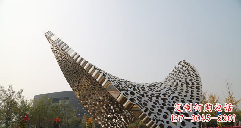 泰州不锈钢字母雕塑——点缀美丽的空间