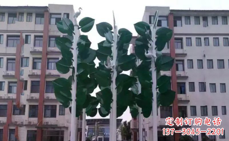 泰州浓郁绿意,不锈钢树叶雕塑