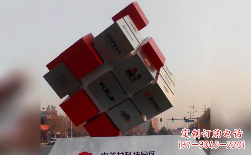 泰州不锈钢魔方雕塑艺术精灵的精彩表现
