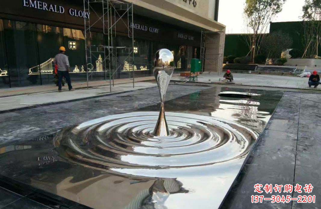 泰州不锈钢水滴雕塑美丽的艺术表现