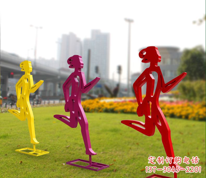 泰州勇敢奔跑的女性雕塑