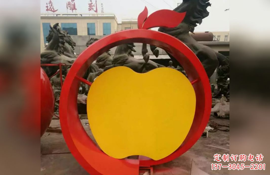 泰州不锈钢苹果雕塑——见证爱与和平