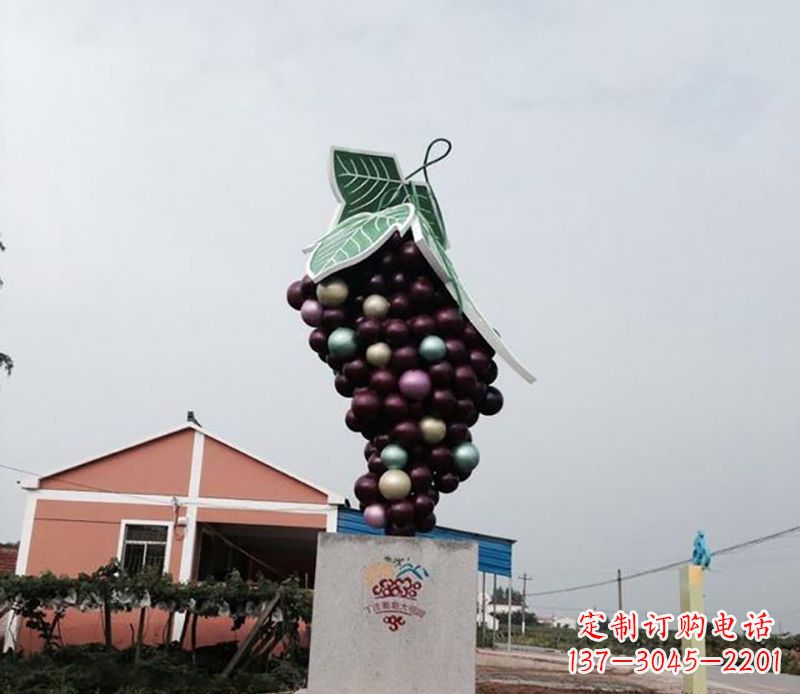 泰州精美绝伦的不锈钢葡萄雕塑