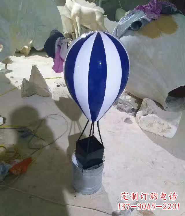 泰州气球雕塑精美外形、绚丽色彩