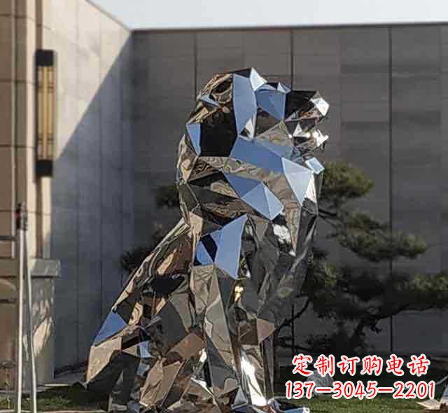 泰州不锈钢狮子雕塑象征力量与美丽