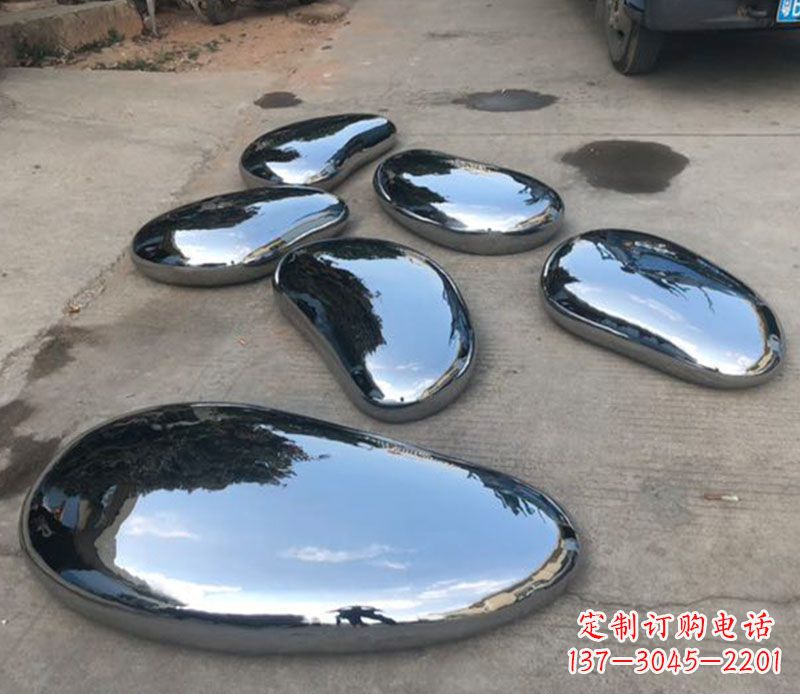 泰州水滴雕塑——不锈钢的精美之作