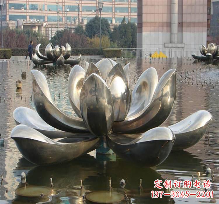泰州不锈钢水景荷花雕塑质朴之美