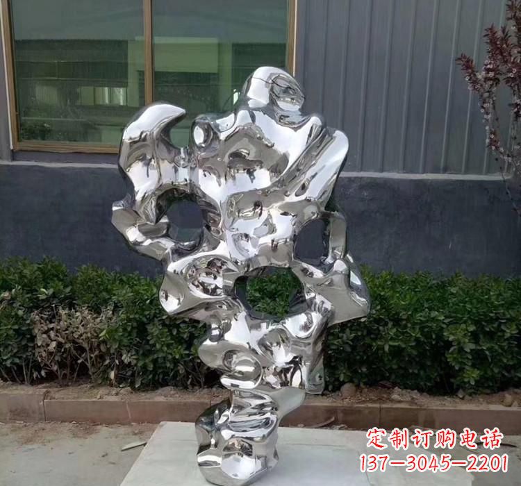 泰州精美太湖石雕塑,给环境带来灿烂光彩